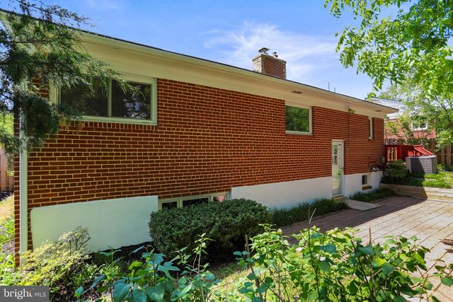 8417 FARRELL DR, Chevy Chase, MD 20815