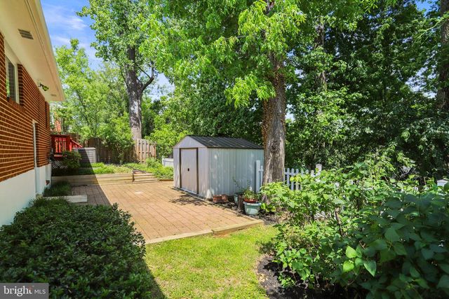 8417 FARRELL DR, Chevy Chase, MD 20815