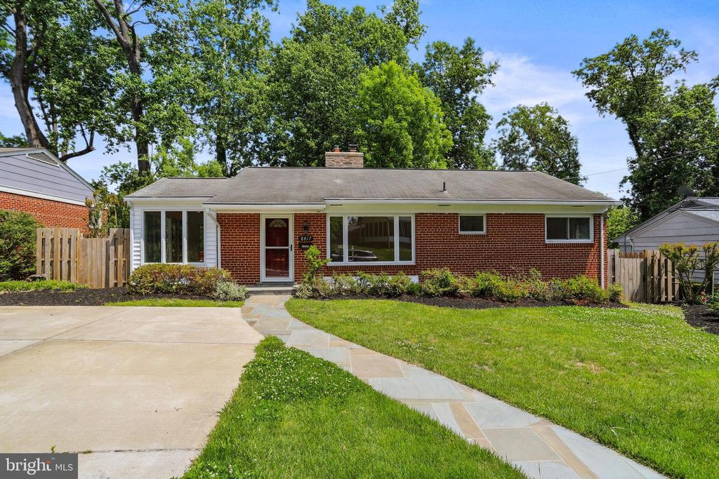 8417 FARRELL DR, Chevy Chase, MD 20815