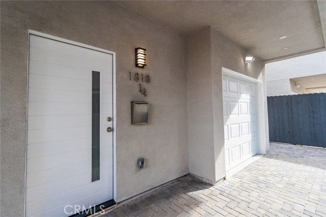 1818 Thurman, Los Angeles, CA 90019