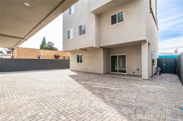 1818 Thurman, Los Angeles, CA 90019