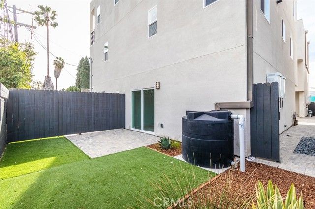 1818 Thurman, Los Angeles, CA 90019
