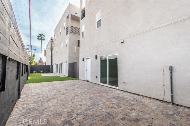 1818 Thurman, Los Angeles, CA 90019