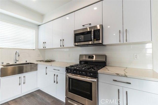 1818 Thurman, Los Angeles, CA 90019