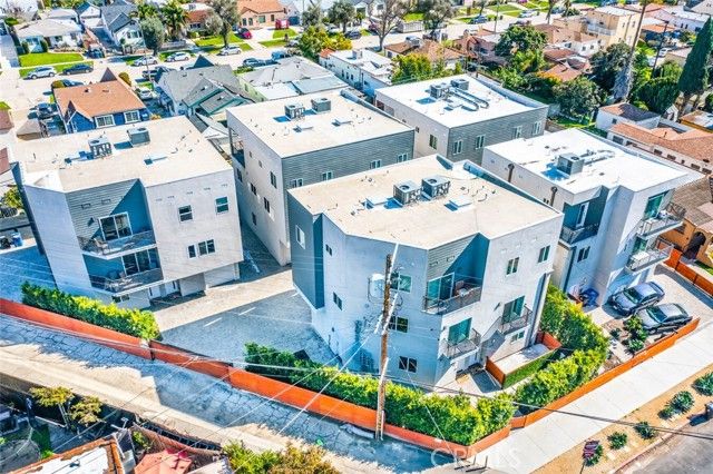 1818 Thurman, Los Angeles, CA 90019