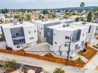 1818 Thurman, Los Angeles, CA 90019