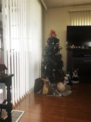 51 DELAWARE COURT 9, Palm Harbor, FL 34684