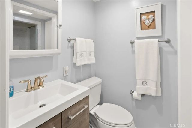 700 S Bay Front, Newport Beach, CA 92662