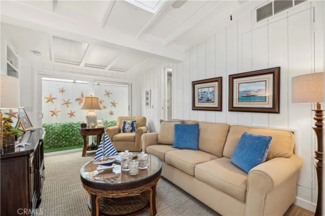 700 S Bay Front, Newport Beach, CA 92662