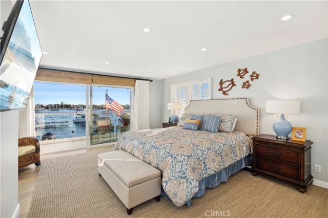 700 S Bay Front, Newport Beach, CA 92662