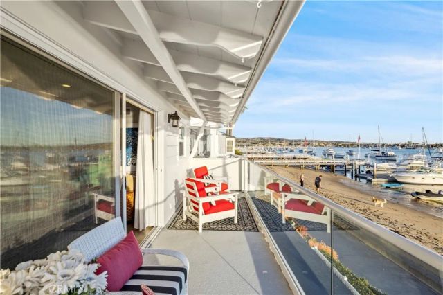 700 S Bay Front, Newport Beach, CA 92662