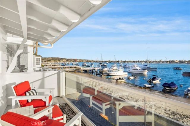 700 S Bay Front, Newport Beach, CA 92662
