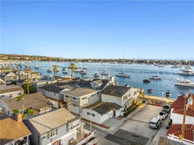 700 S Bay Front, Newport Beach, CA 92662