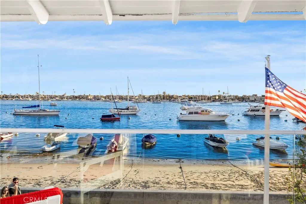 700 S Bay Front, Newport Beach, CA 92662
