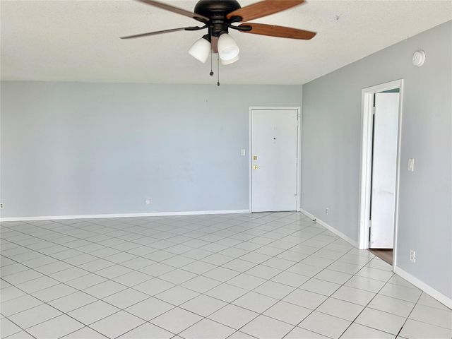 2701 N Ocean Boulevard 17C, Fort Lauderdale, FL 33308