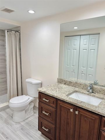 2701 N Ocean Boulevard 17C, Fort Lauderdale, FL 33308