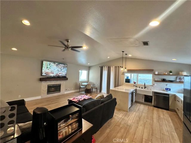 5504 N Mountain, San Bernardino, CA 92407