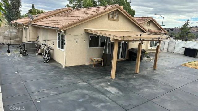 5504 N Mountain, San Bernardino, CA 92407