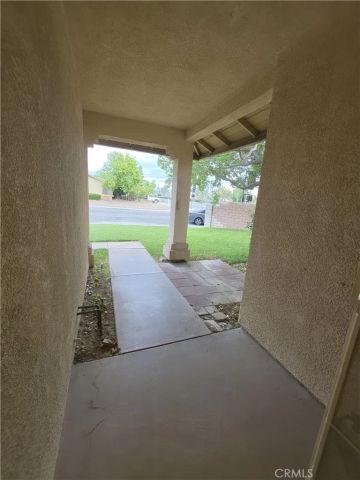 5504 N Mountain, San Bernardino, CA 92407