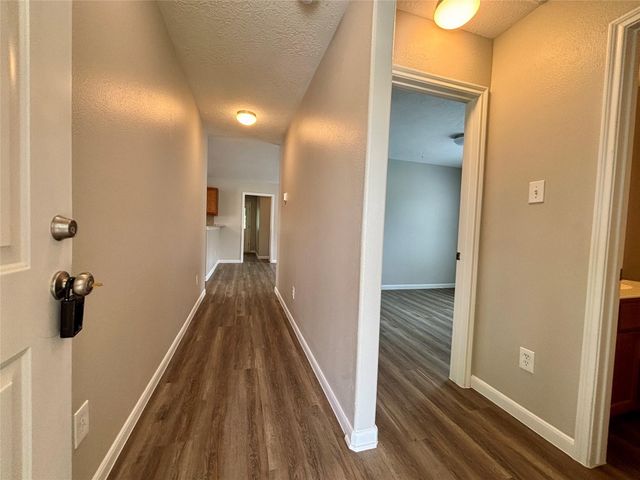 8816 E Buffalo Circle, Willis, TX 77378