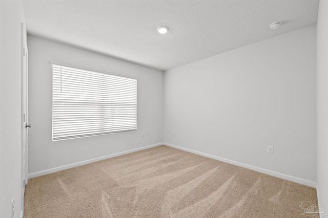 7349 Lakeside Oak Ct, Pensacola, FL 32526