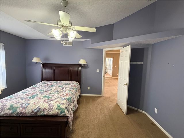 4007 Treeline Court NE, Cedar Rapids, IA 52411