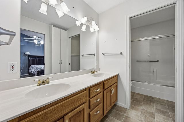 4007 Treeline Court NE, Cedar Rapids, IA 52411