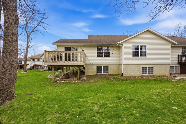 4007 Treeline Court NE, Cedar Rapids, IA 52411