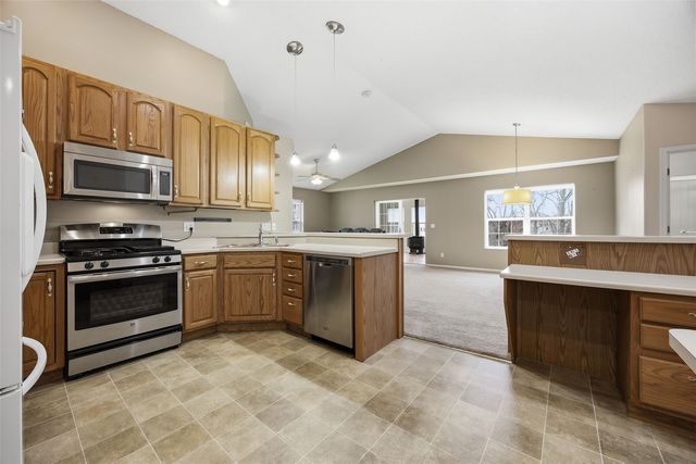 4007 Treeline Court NE, Cedar Rapids, IA 52411