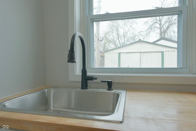 8304 Schoen Drive, Indianapolis, IN 46226