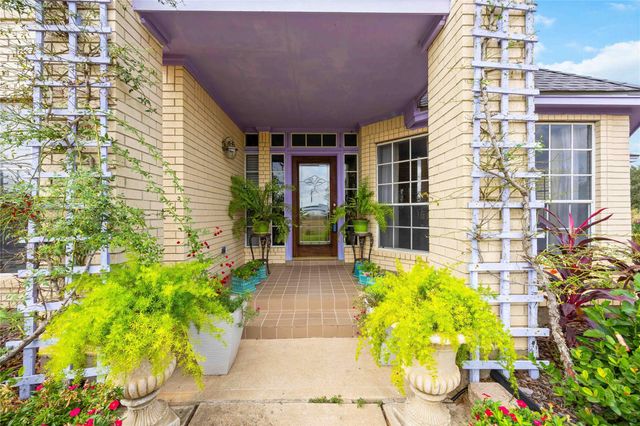 12075 Fm 359 Road, Hempstead, TX 77445