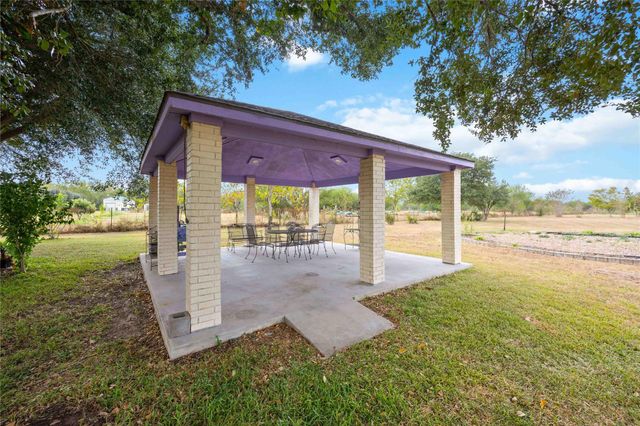 12075 Fm 359 Road, Hempstead, TX 77445
