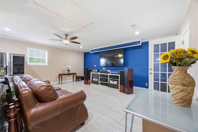 12075 Fm 359 Road, Hempstead, TX 77445
