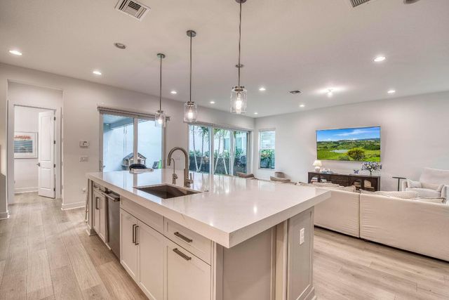 13104 Alton Road, Palm Beach Gardens, FL 33418