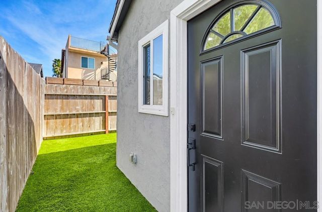 1451 Louden Ln, Imperial Beach, CA 91932