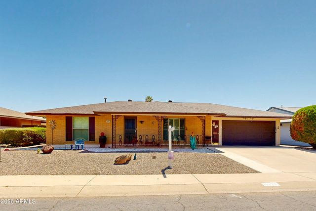 10821 W ROUNDELAY Circle, Sun City, AZ 85351