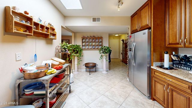 10821 W ROUNDELAY Circle, Sun City, AZ 85351