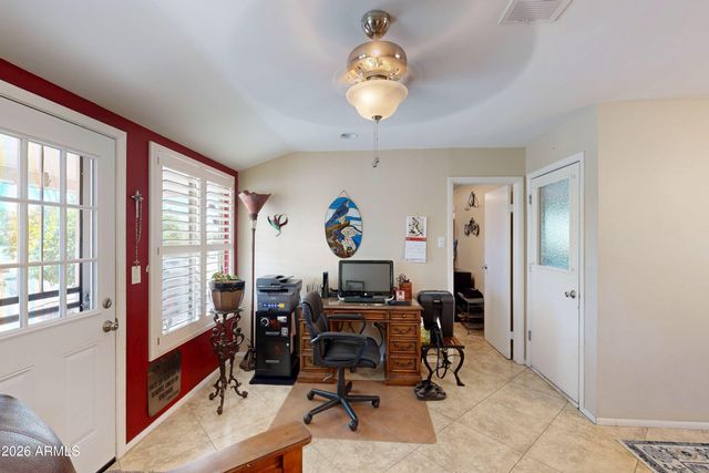 10821 W ROUNDELAY Circle, Sun City, AZ 85351
