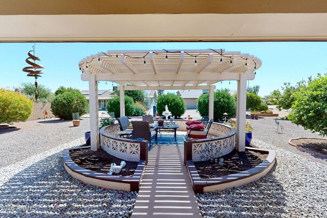10821 W ROUNDELAY Circle, Sun City, AZ 85351