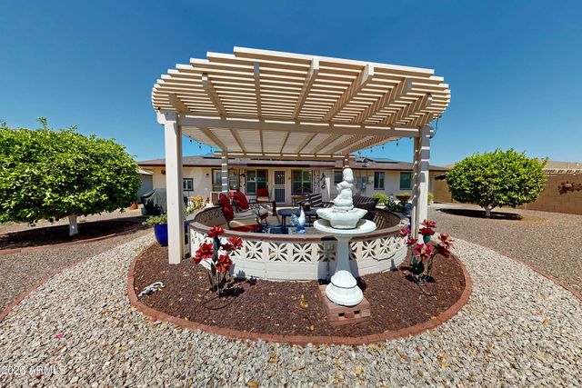 10821 W ROUNDELAY Circle, Sun City, AZ 85351
