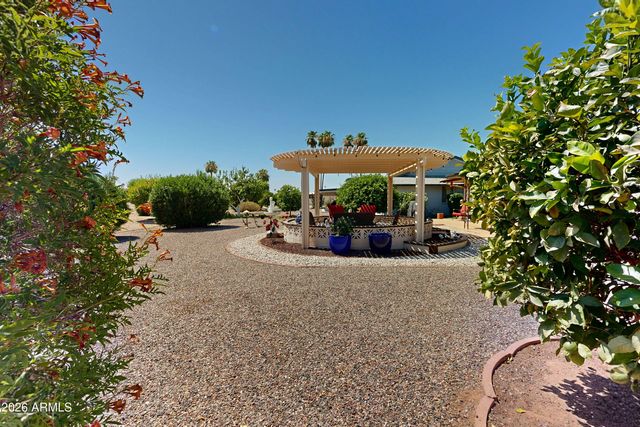 10821 W ROUNDELAY Circle, Sun City, AZ 85351
