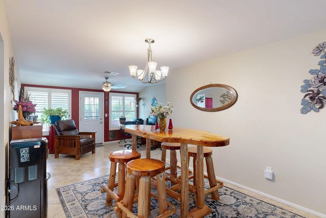 10821 W ROUNDELAY Circle, Sun City, AZ 85351
