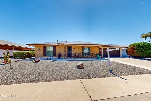 10821 W ROUNDELAY Circle, Sun City, AZ 85351