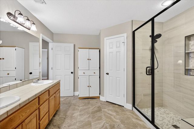 110 Memorial Drive, Gun Barrel City, TX 75156