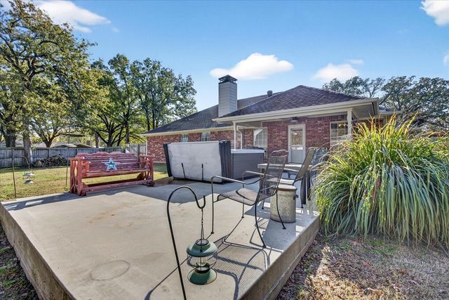 110 Memorial Drive, Gun Barrel City, TX 75156