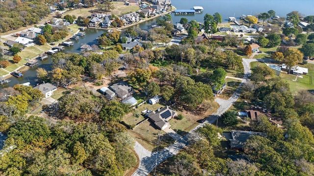 110 Memorial Drive, Gun Barrel City, TX 75156