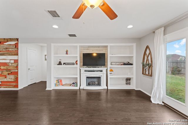 1453 Jordan Crossings, New Braunfels, TX 78130