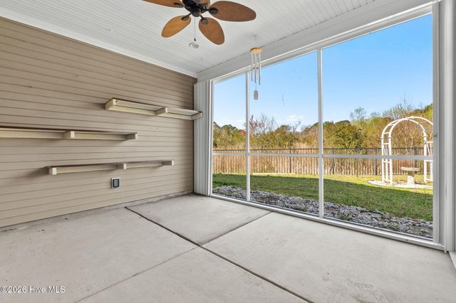 5236 Shipmast Way, Southport, NC 28461