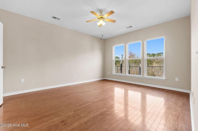 5236 Shipmast Way, Southport, NC 28461