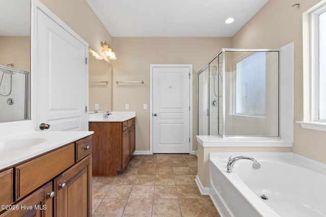 5236 Shipmast Way, Southport, NC 28461